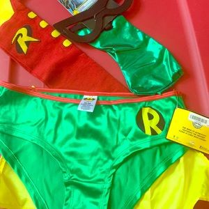 Woman's Costume Robin set